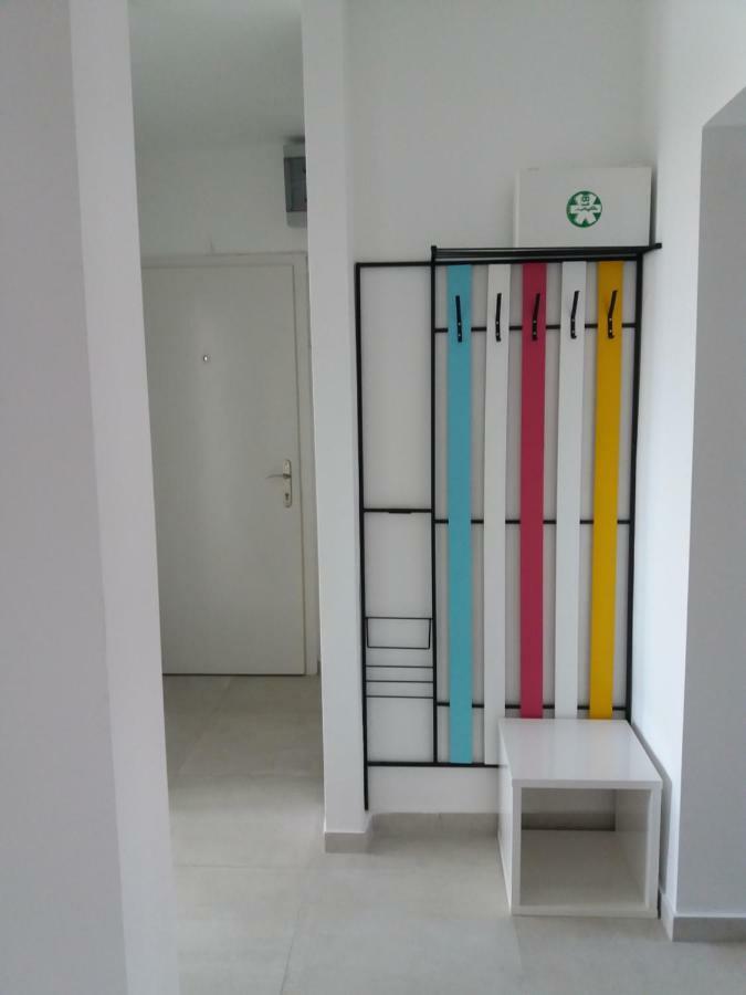 Lola App In City Center, 4+1 Pax Пула Екстериор снимка
